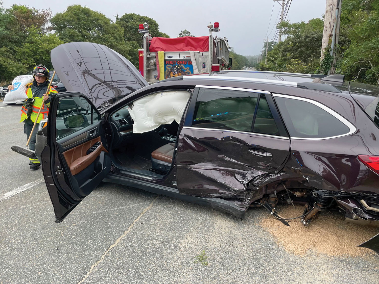 Photo of car crash. By Denise Landis.